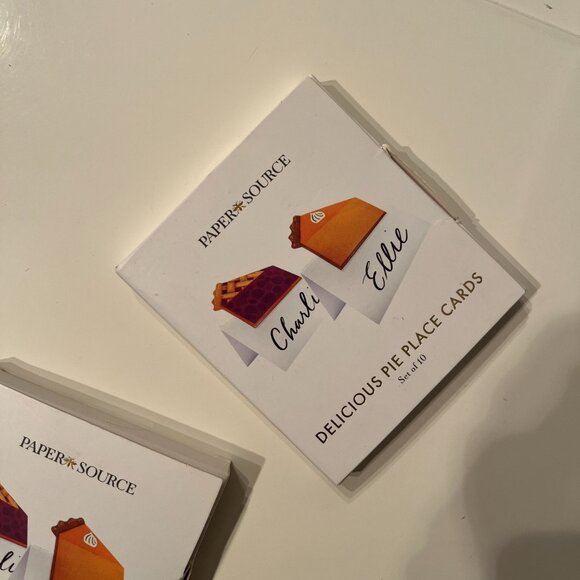 Thanksgiving-Themed Place Cards Set of 20 by Paper Source - Holiday Gatherings x - Picture 3 of 14